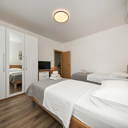 Apartment M