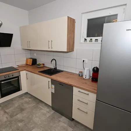 M Apartment *