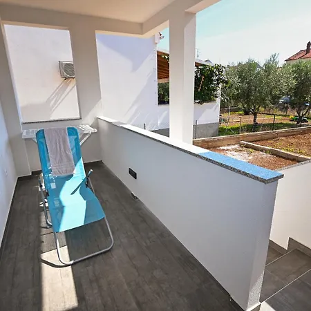M Apartment *